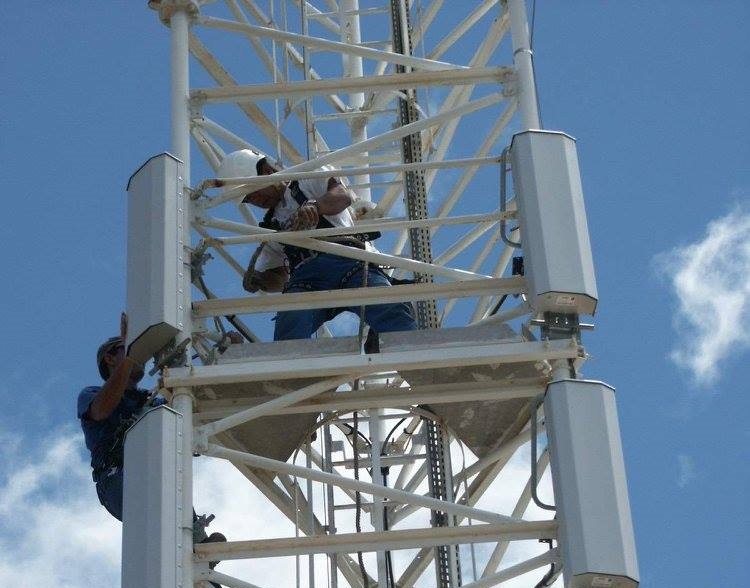 Equipement pour Antennes et Pylônes